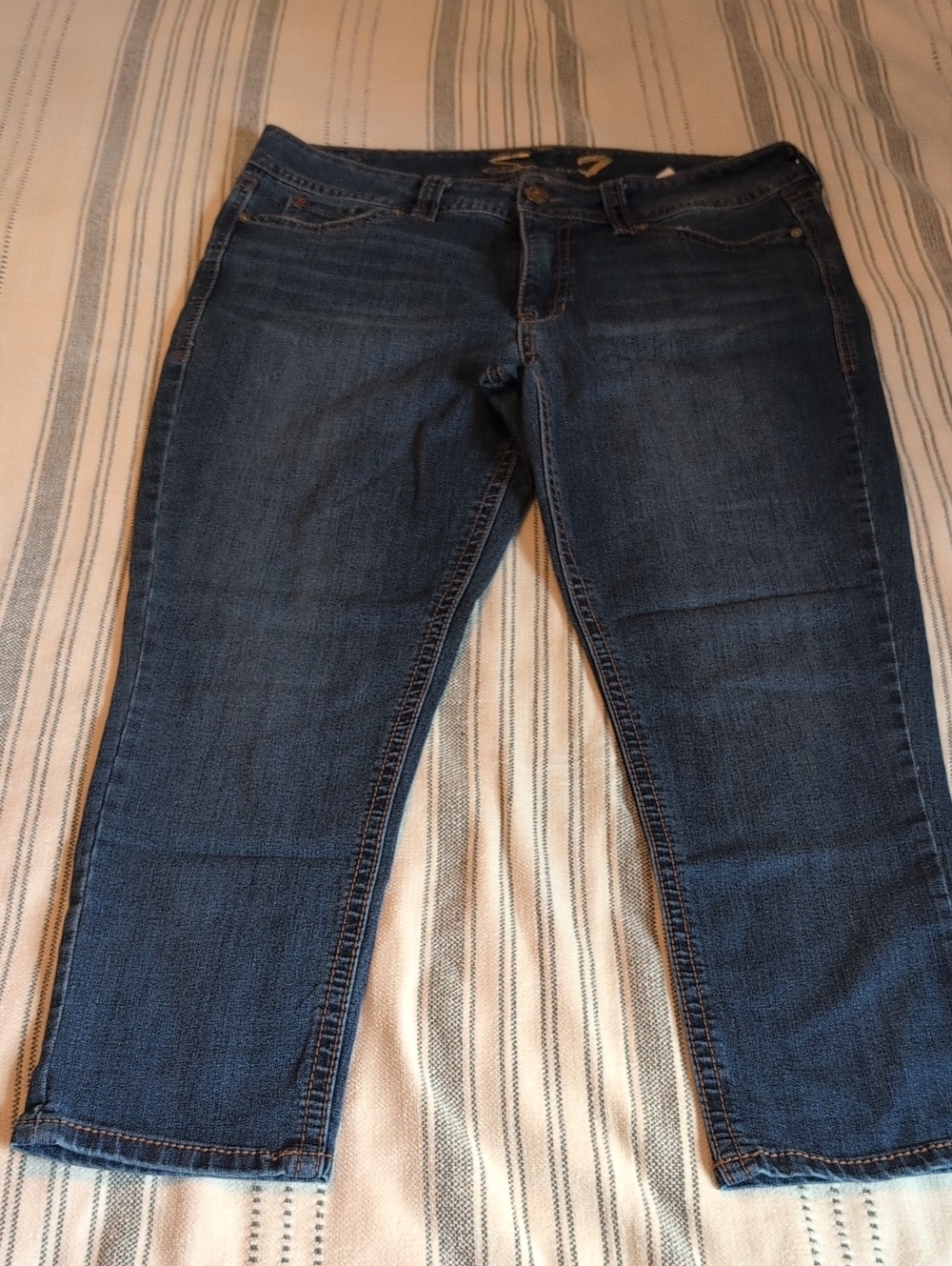 Seven7 Women's Dark Indigo Cropped Ankle Jeans